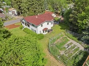 1045 E 8th Ave, Colville, WA 99114 - #3