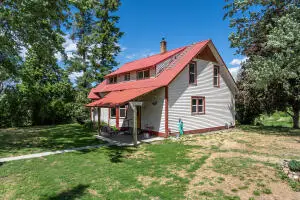 2408 B Pleasant Valley Rd, Rice, WA 99167 - #1