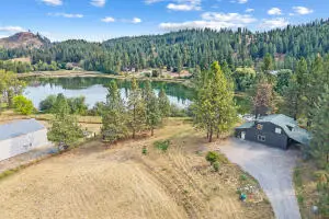 943 Mission Lake Rd, KETTLE FALLS, WA 99141
