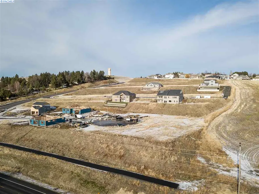 650 SW Waha Ct., Pullman, WA 99163 - Image #2