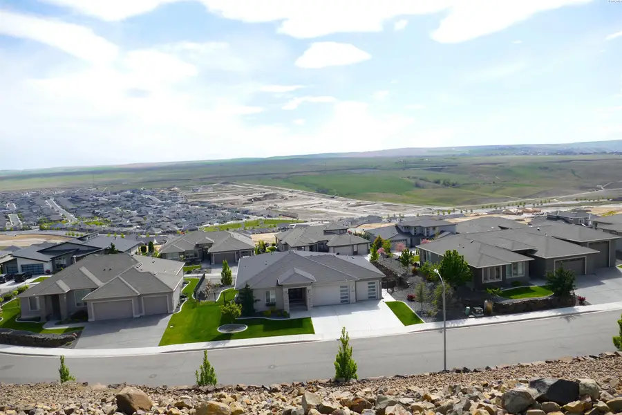 6923 W 22nd Place (lot 15 Ph 7), Kennewick, WA 99338 - #2