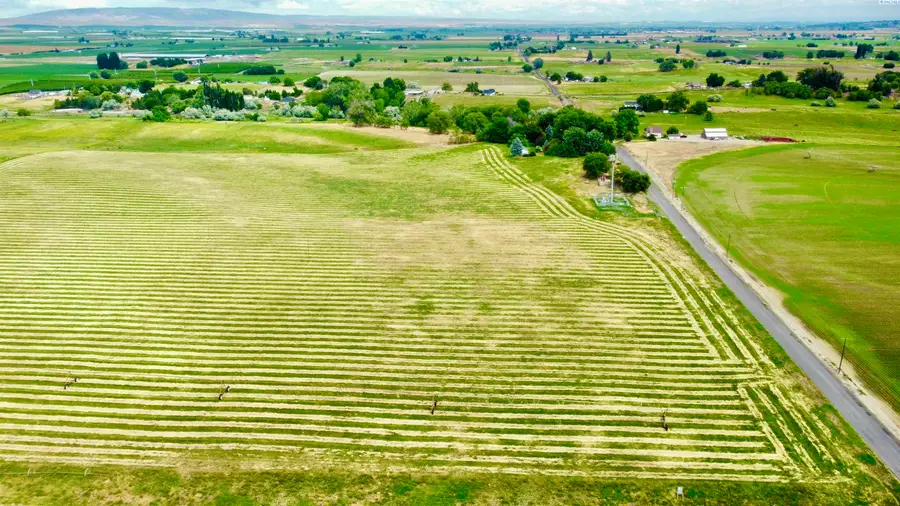 NKA Liberty Rd. #1/2, Granger, WA 98932 - Image #3