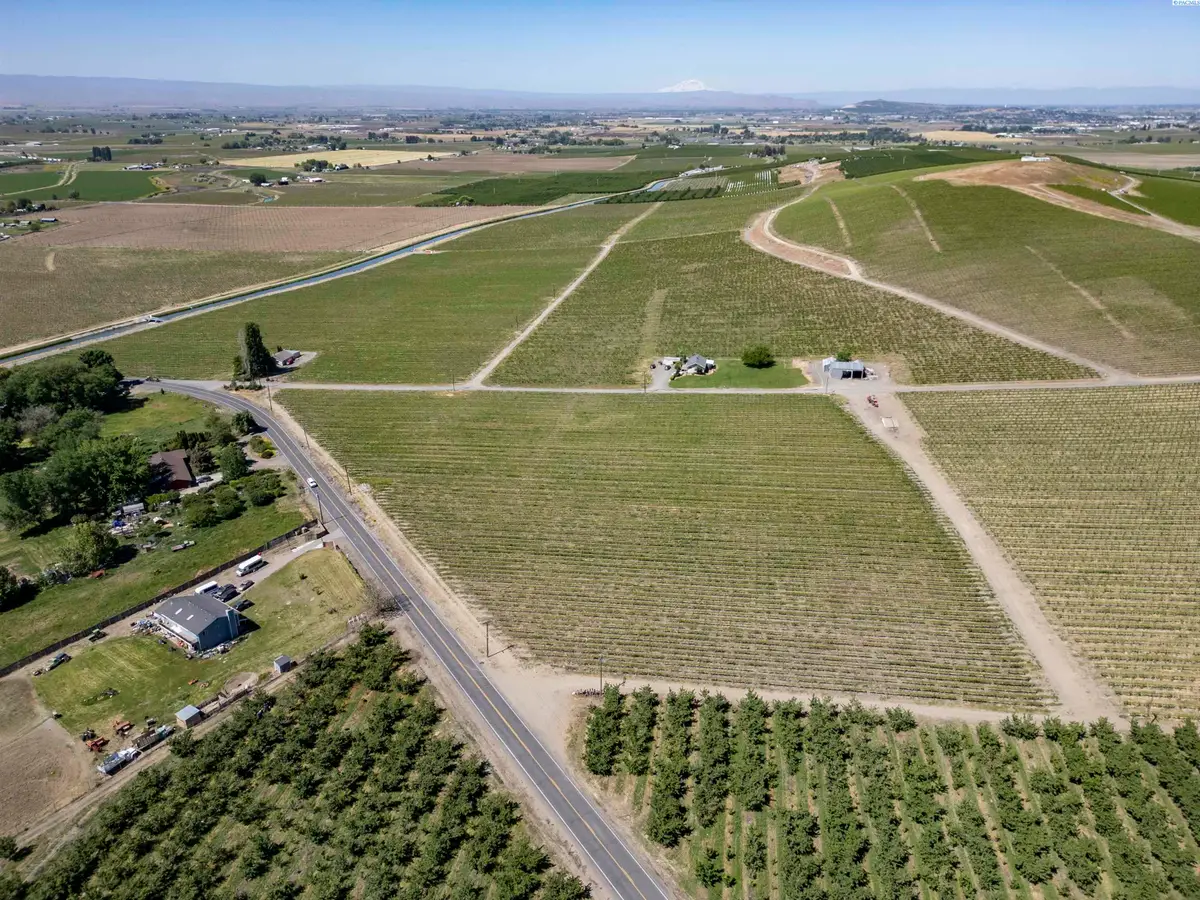 TBD Wilson Hwy, Grandview, WA 98930 - Image #1