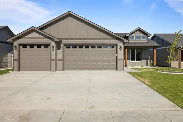 6705 Sockeye Lane, Pasco, WA 99301