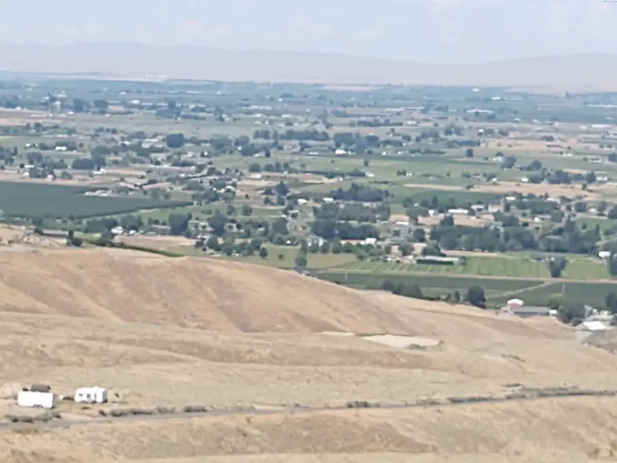 NKA Lot 4, Prosser, WA 99350 - Image #3