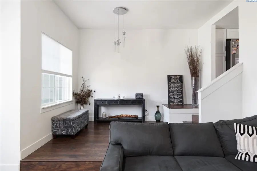 6021 W 20th Avenue, Kennewick, WA 99338 - Image #3