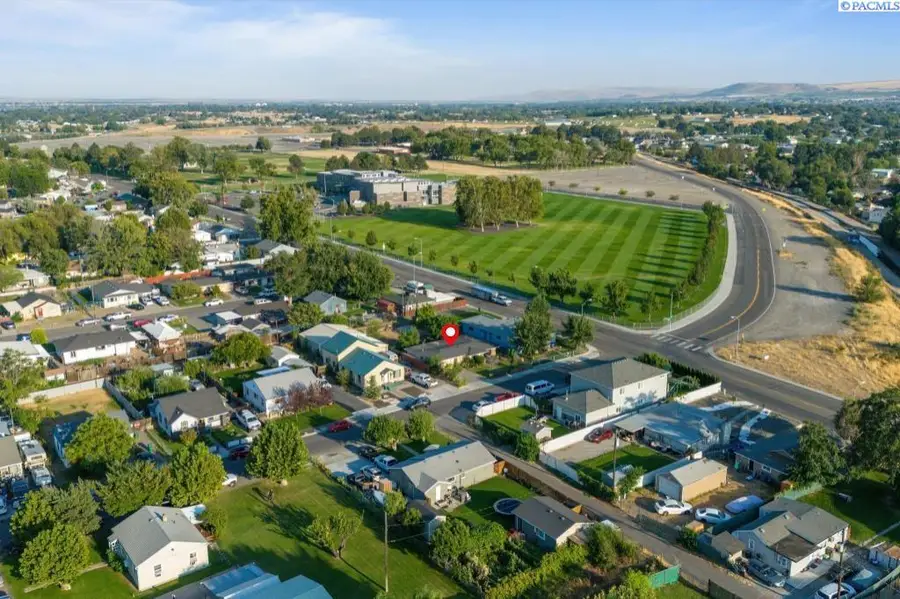 837 S Hawthorne, Kennewick, WA 99336 - Image #3