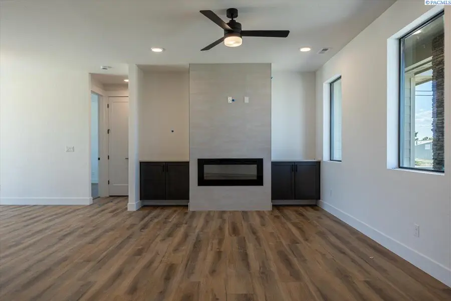 1821 S Union St, Kennewick, WA 99338 - #3