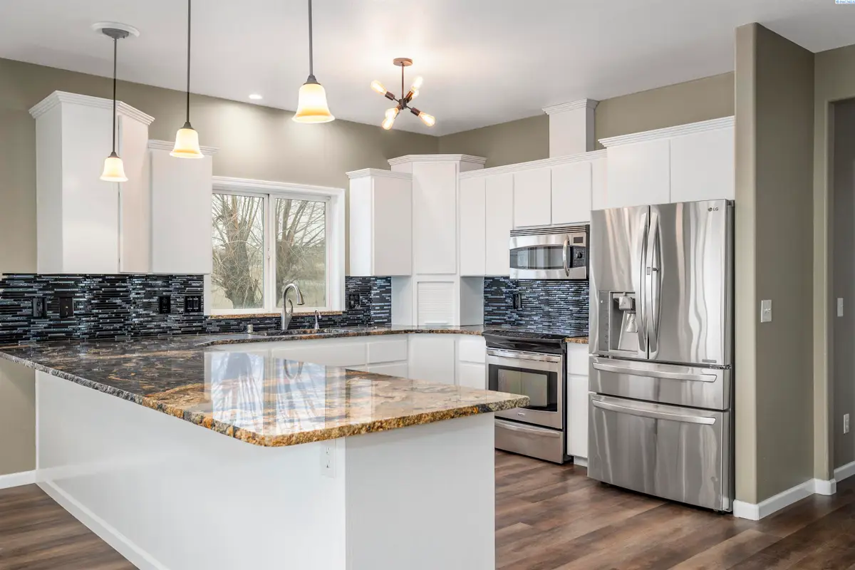 4340 Rosencrans Road, West Richland, WA 99353 - Image #1