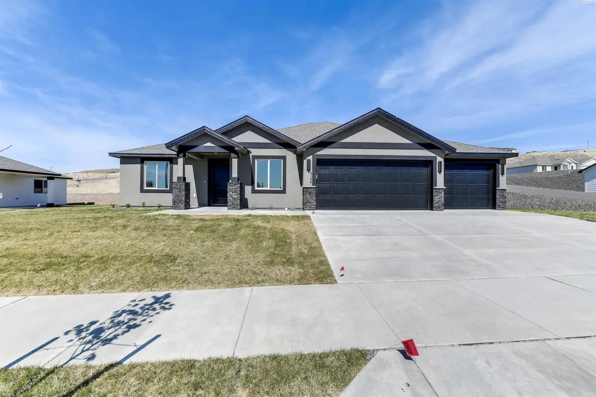 6198 W 30th Pl, Kennewick, WA 99338 - Image #1