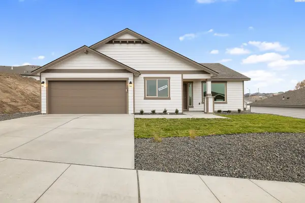 3043 S Quay St, Kennewick, WA 99338