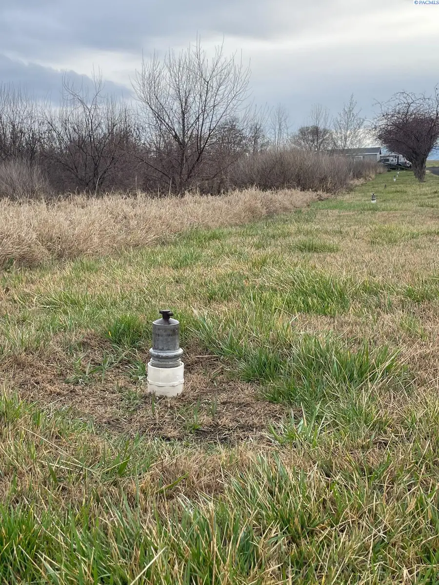 21809 N Bunn Road, Prosser, WA 99350 - Image #3