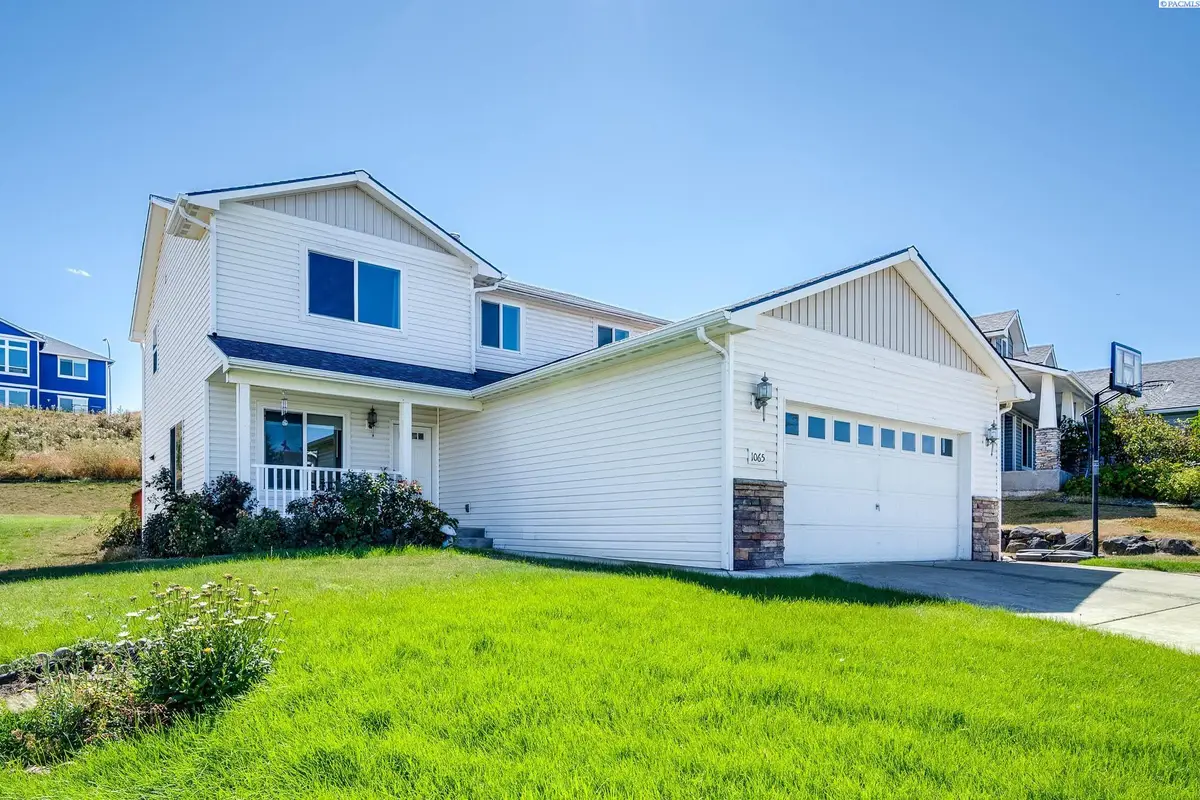 1065 SW Latour Peak St, Pullman, WA 99163 - Image #1