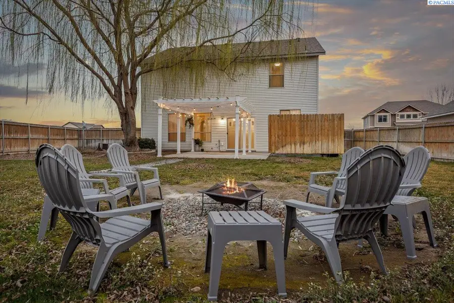 4333 NW Commons Dr, Pasco, WA 99301 - #3