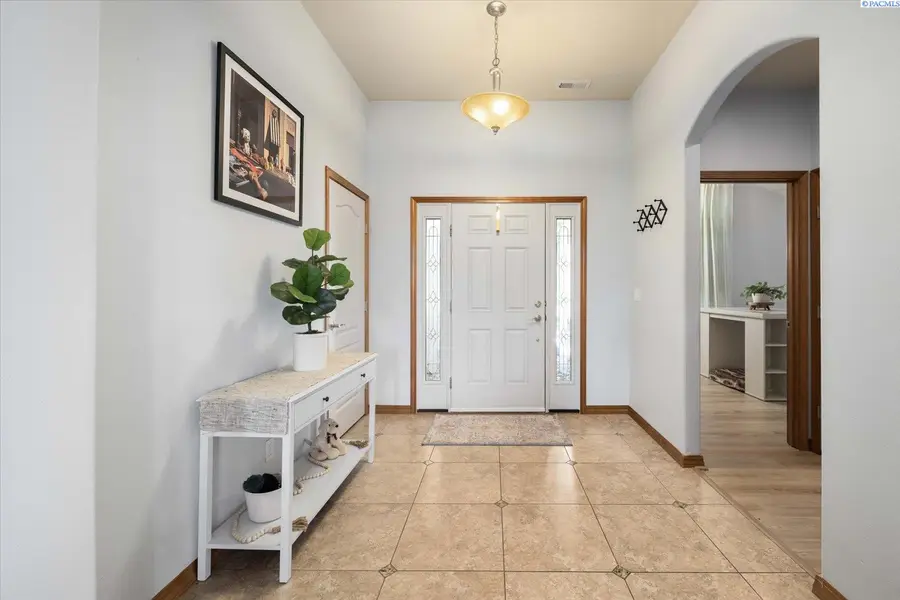 3121 W 30th Ave Bldg E #102 #102, Kennewick, WA 99337 - Image #3