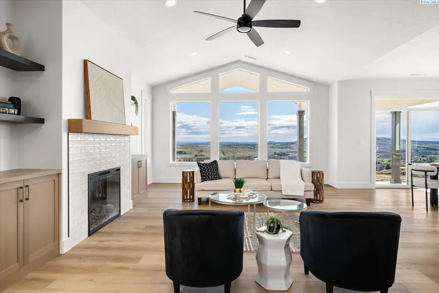 4280 W Brant Rd Pr Nw #A, Benton City, WA 99320 - Image #3