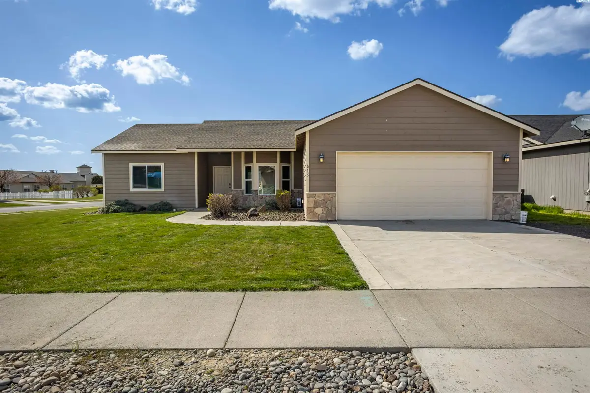 615 N Larkspur Drive, Othello, WA 99344 - Image #1