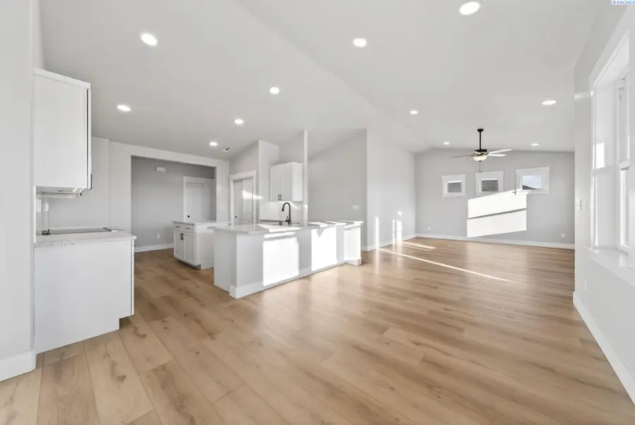 3683 Highview St., Richland, WA 99352 - Image #2