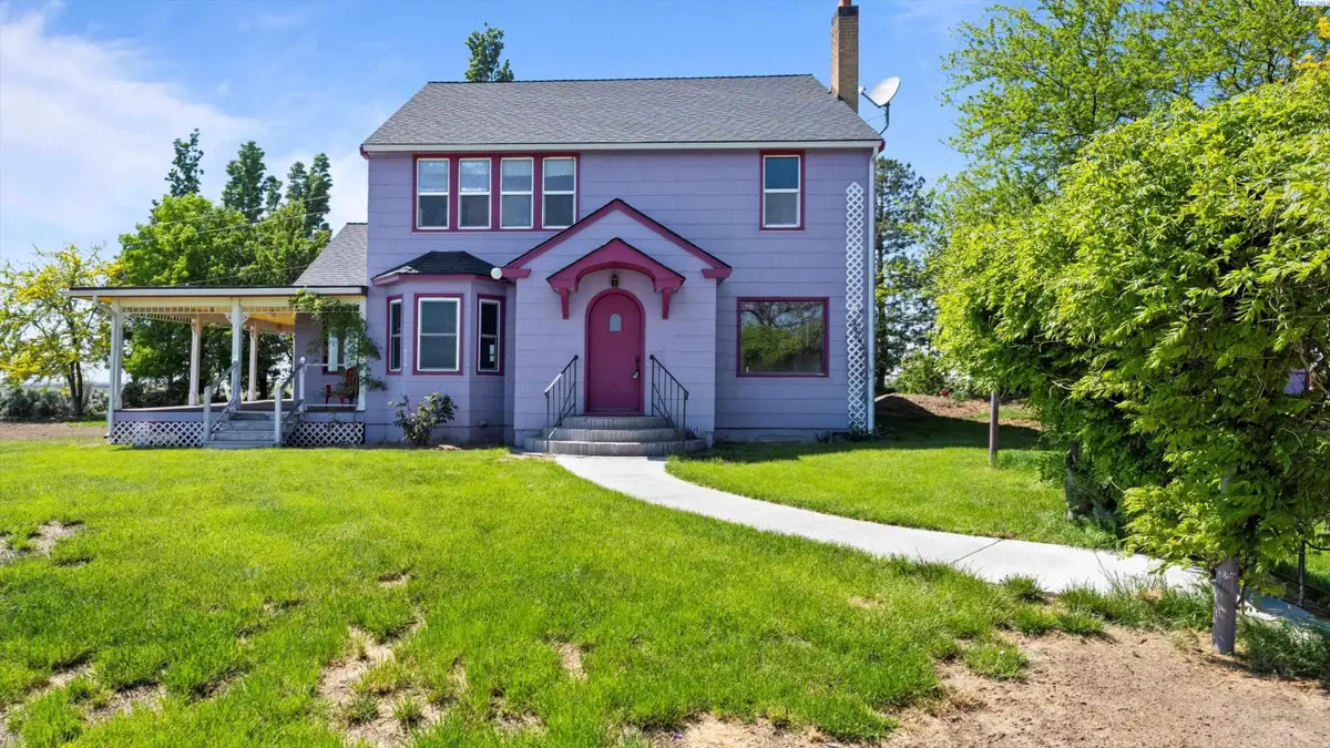 411 Moon Rd., Connell, WA 99326 - Image #1