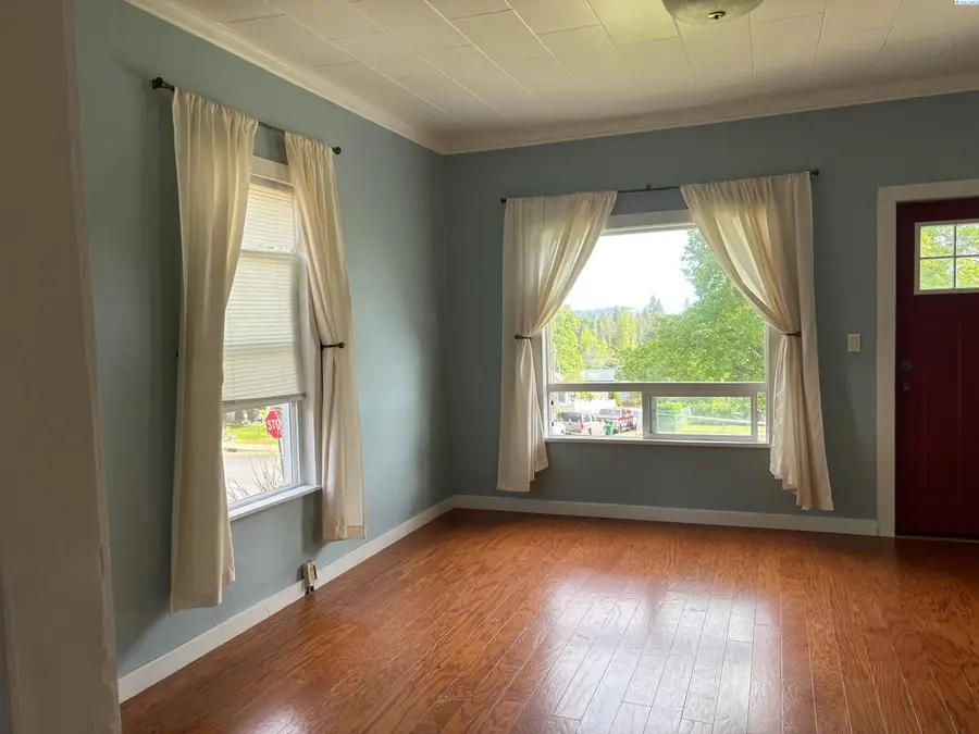 130 E Mohr, Palouse, WA 99161 - Image #2