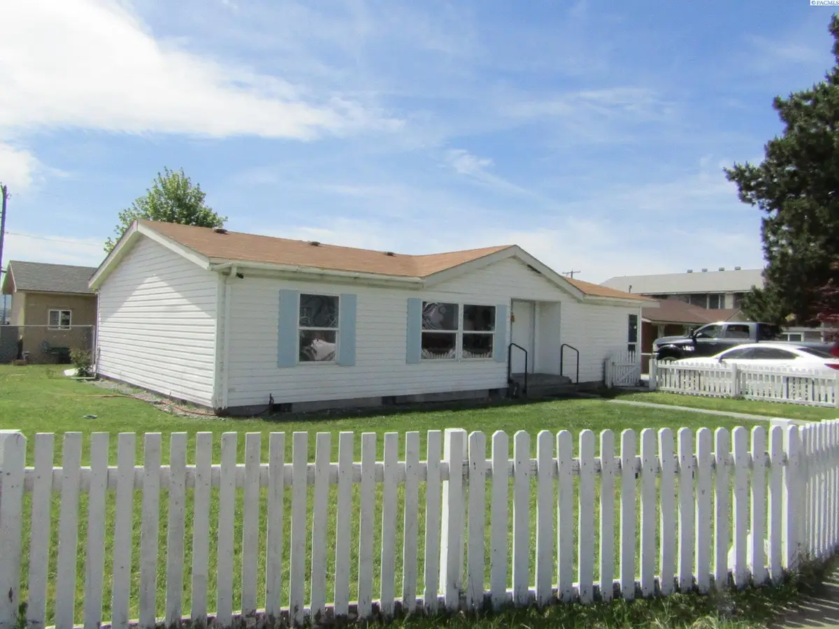 1504 W Clark St, Pasco, WA 99301 - Image #1