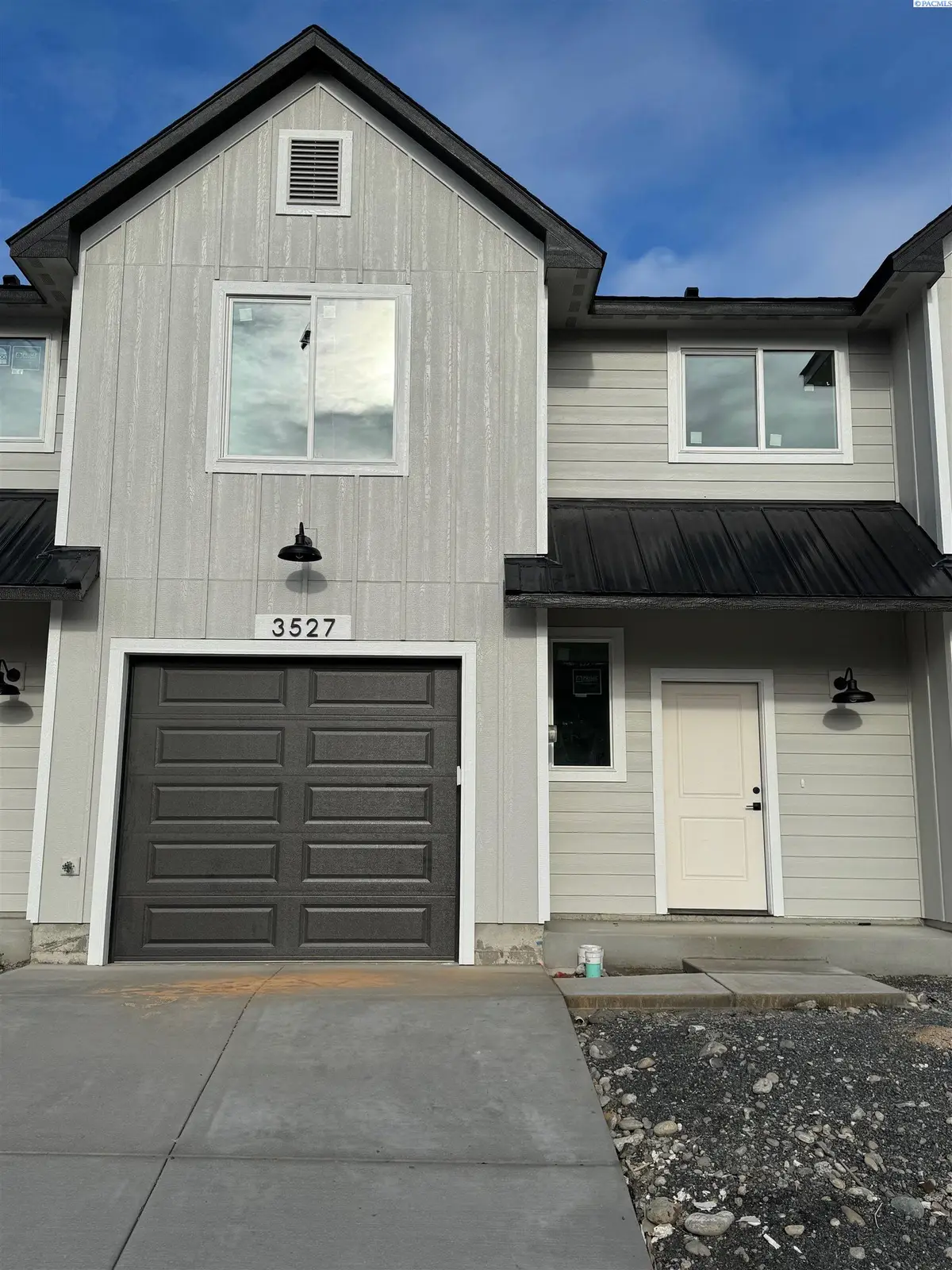 3527 W 6th Place, Kennewick, WA 99336 - Image #1