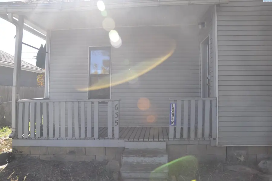 635 SE Holbrook Pl, Pullman, WA 99163 - Image #2