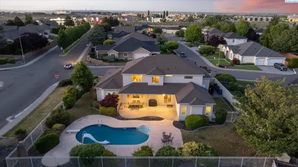 3493 Hanstead St, Richland, WA 99352