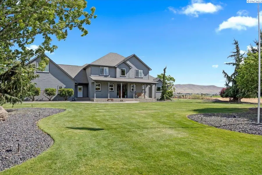 168715 W Johnson, Prosser, WA 99350 - Image #2