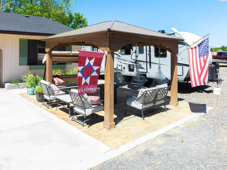 51306 N Whan Rd, Benton City, WA 99320 - Image #3