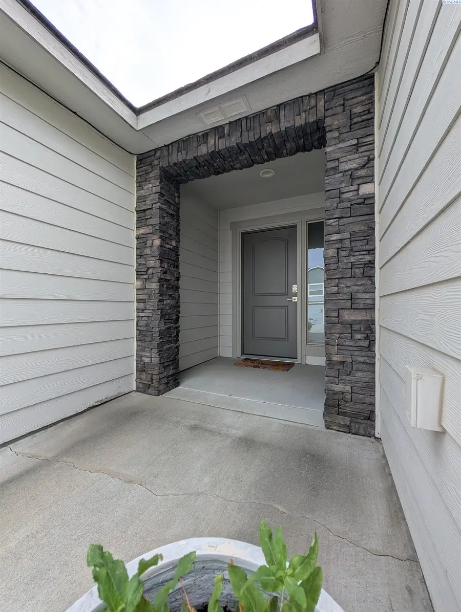 1519 W 33rd Place, Kennewick, WA 99337-2424 - Image #2