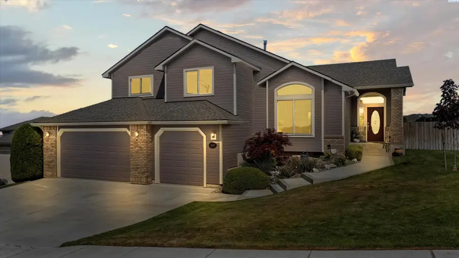 4605 S Olson St, Kennewick, WA 99337 - Image #2