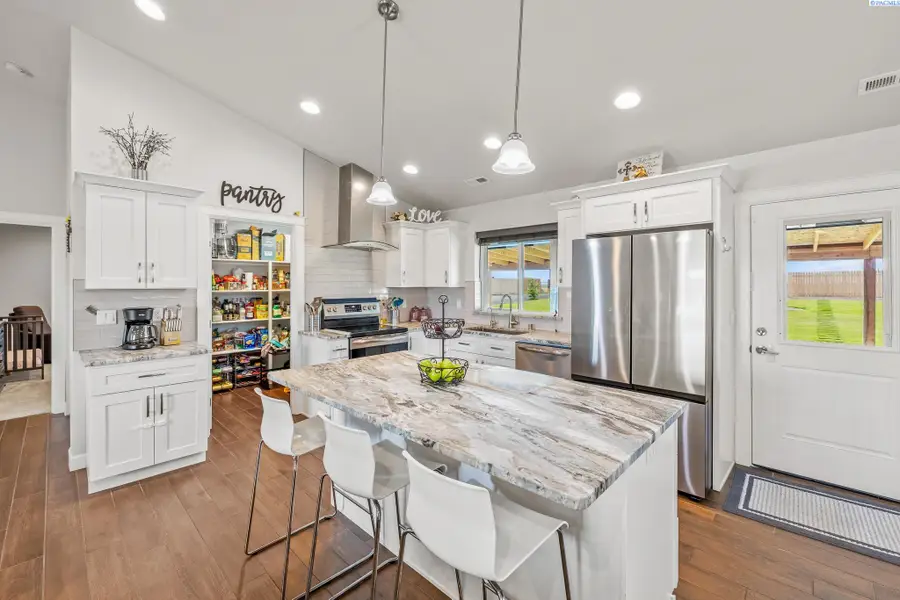 280 Jake Rd, Pasco, WA 99301 - Image #2