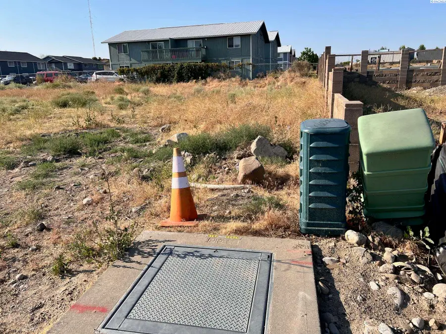 NKA W Canal Dr, Kennewick, WA 99336 - Image #3