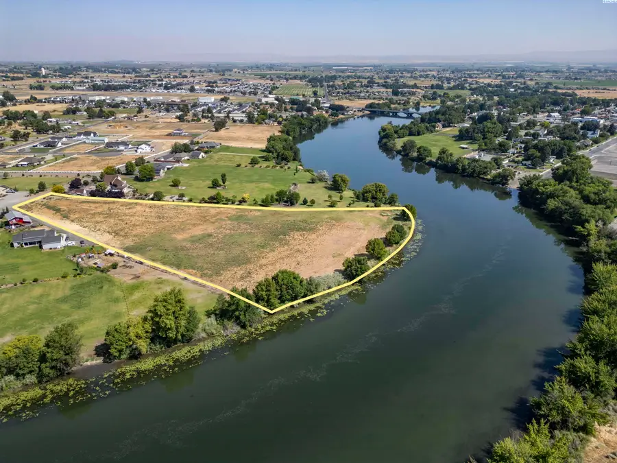723 S 1366 Pr Sw, Prosser, WA 99350 - #3