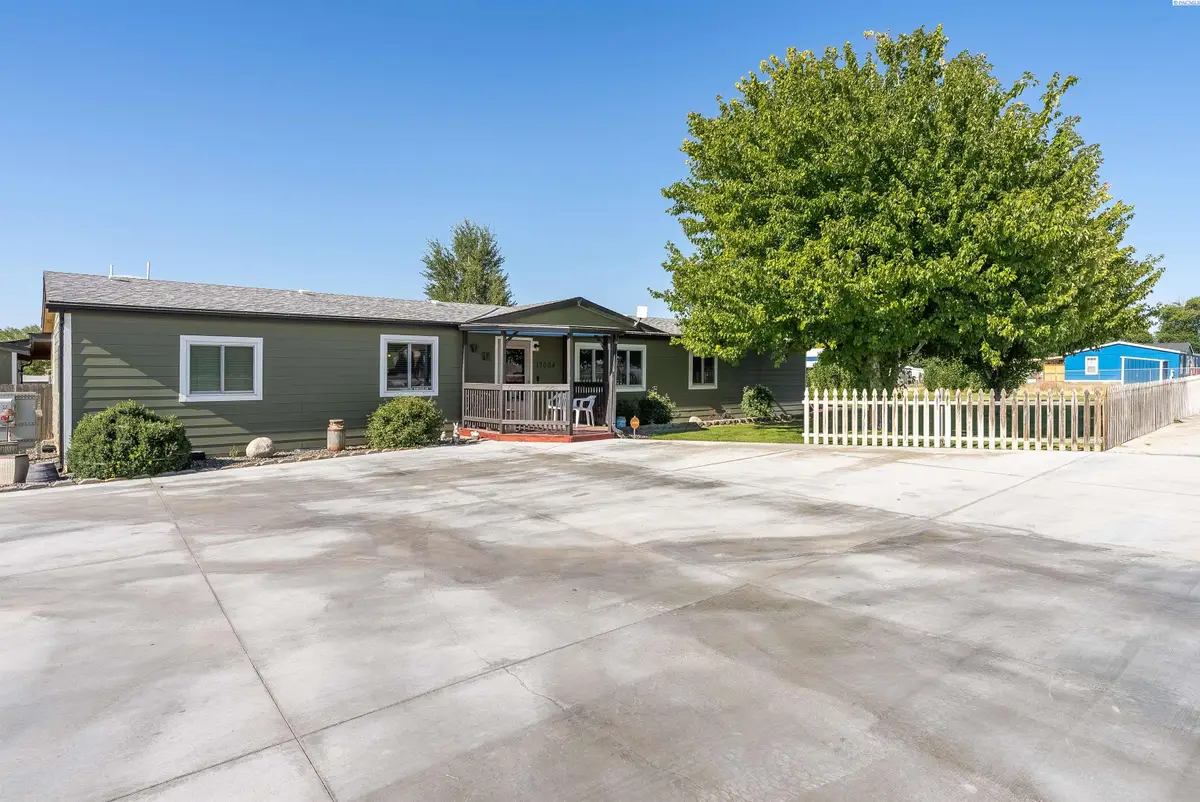 17004 Ruppert Rd, Benton City, WA 99320 - Image #1