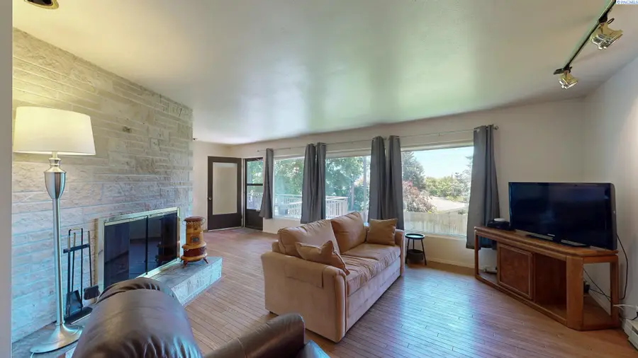 435 NW Sunset Dr., Pullman, WA 99163 - Image #3