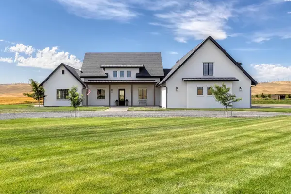 2617 Byrnes Rd, Touchet, WA 99360