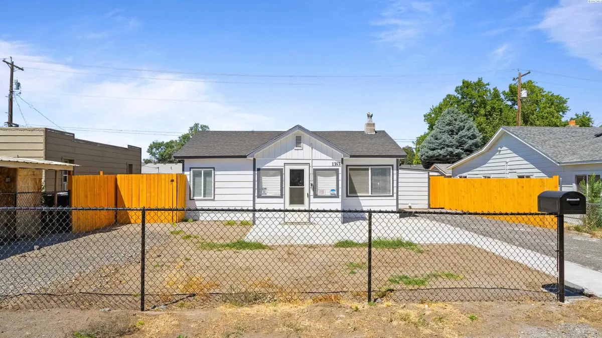 1353 Carolina Ave, Richland, WA 99352 - Image #1