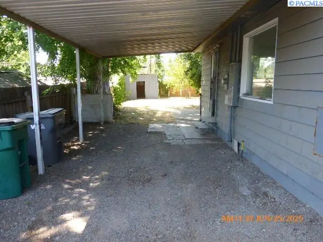 2029 W 4th Ave, Kennewick, WA 99336 - Image #3