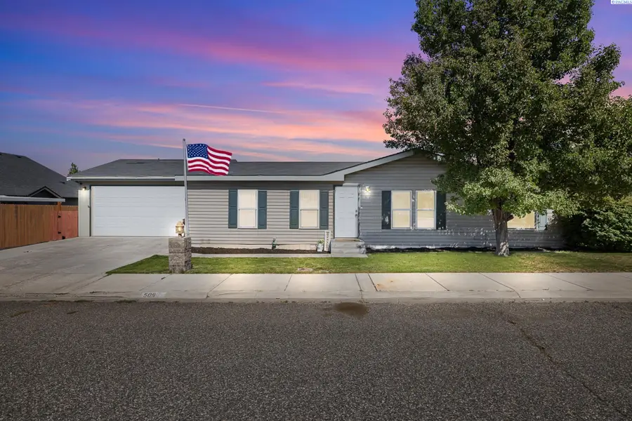 509 S Yolo St, Kennewick, WA 99336 - Image #2