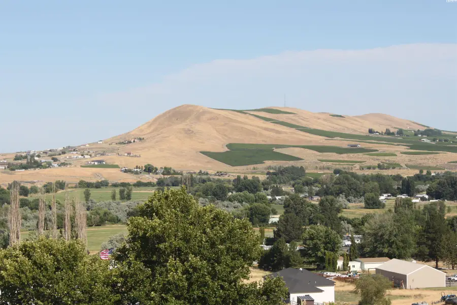 1706 W Sunrise Pr Nw, Benton City, WA 99320-0000 - Image #3