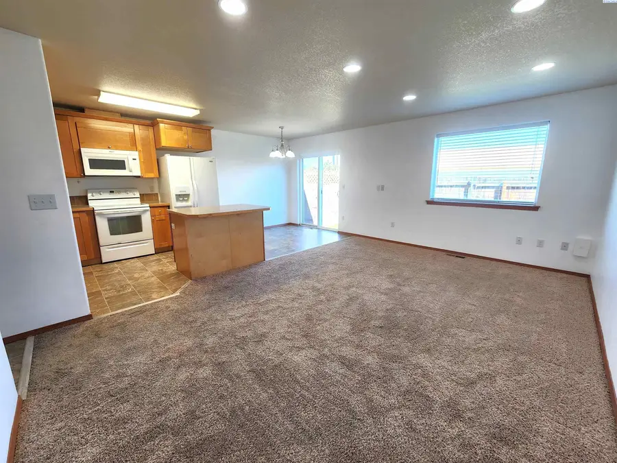 48 S Dawes Street, Kennewick, WA 99336 - #3