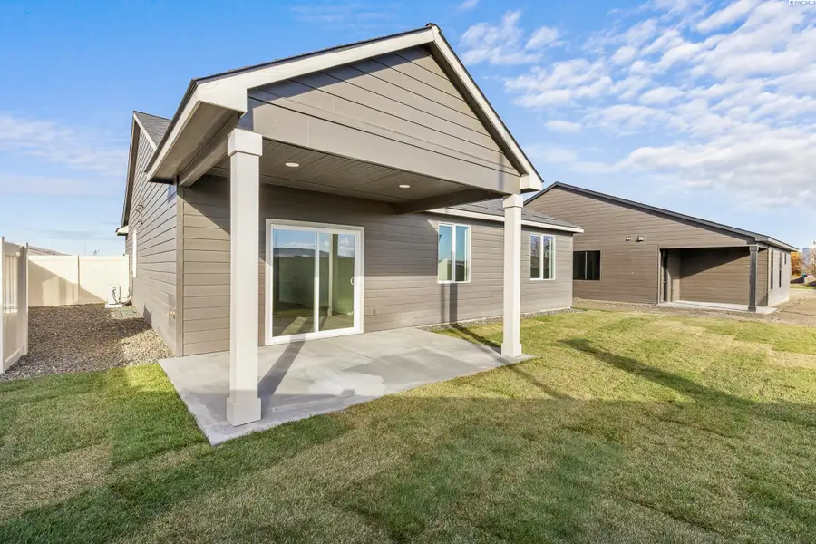 1417 Jenna Ave, Benton City, WA 99320 - Image #2