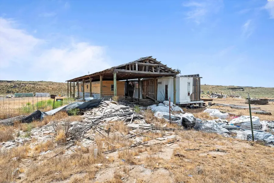 14371 Spirit Valley Rd Ne, Moses Lake, WA 98837 - Image #2