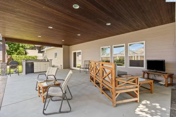 120 Andrea, Richland, WA 99352