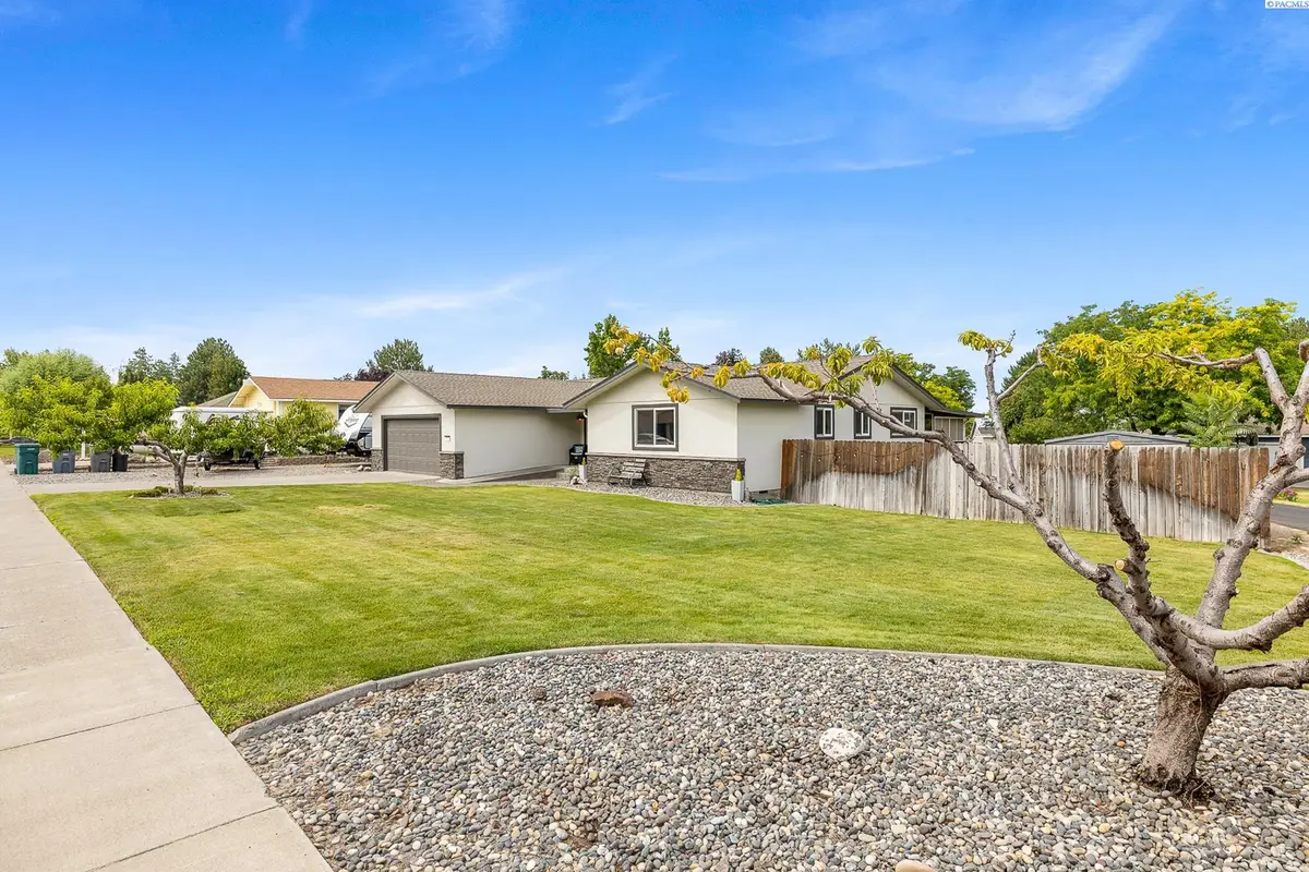 100 Hills West Way, Richland, WA 99352-0001 - Image #1