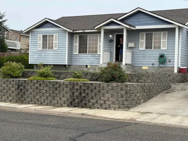 4416 Tusayan Drive, Pasco, WA 99301-8235