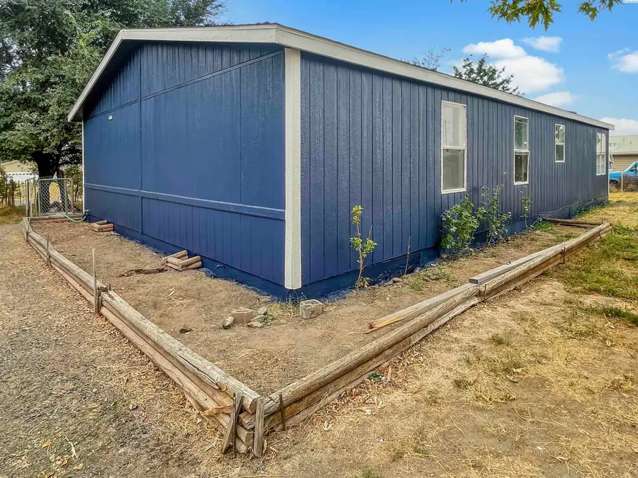 108 1st, Endicott, WA 99125 - Image #3