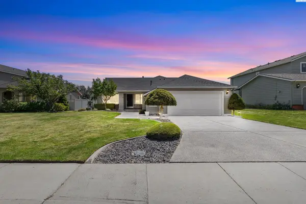 2971 Sonoran Dr, Richland, WA 99354